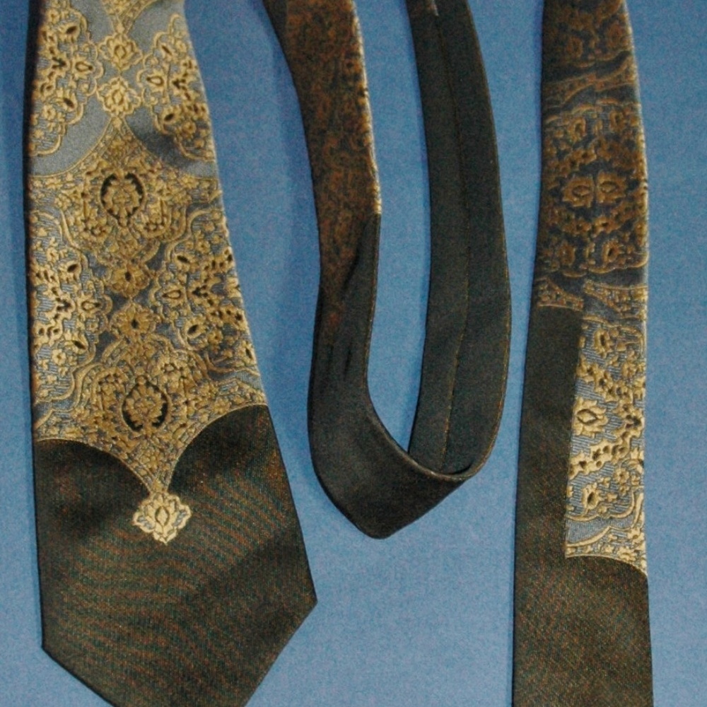 1940s "Manlon" fabric tie